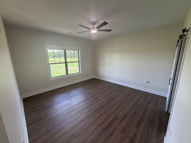 Building Photo - 225 Deer Trail