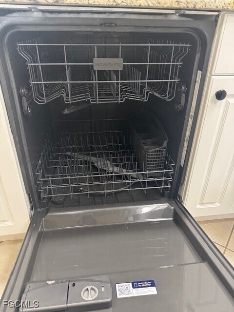 Building Photo - 2303 NW 37th Ave