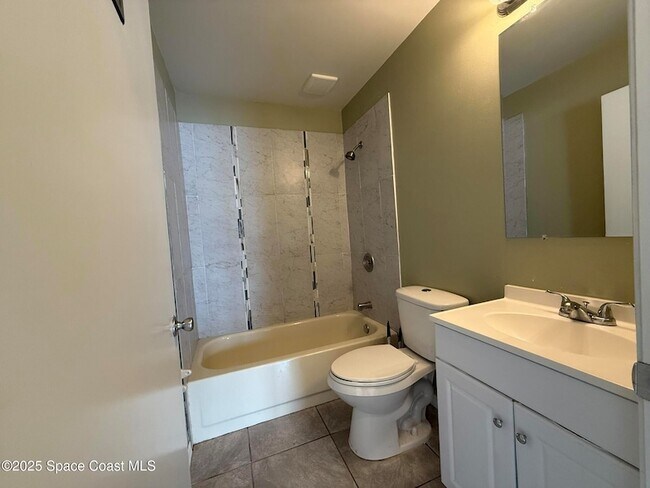 Building Photo - 3506 Egret Dr