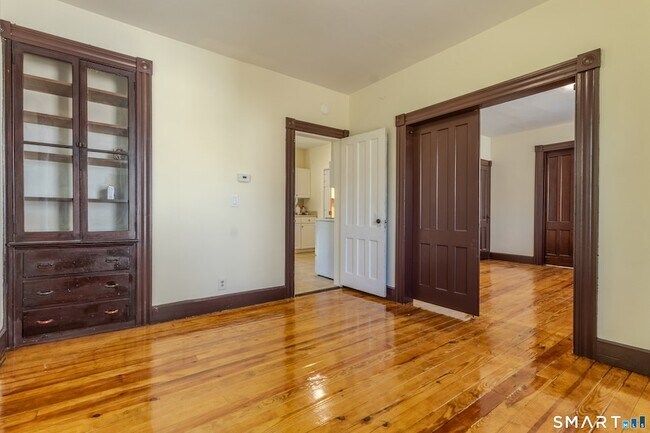 Building Photo - 29 8th St