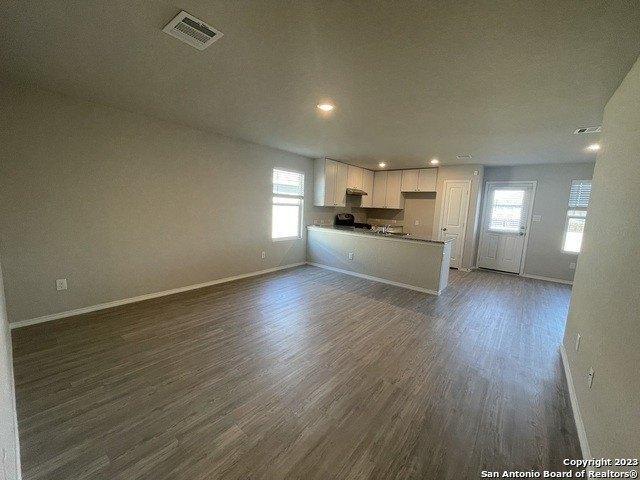 Building Photo - 430 Blue Stem Rd