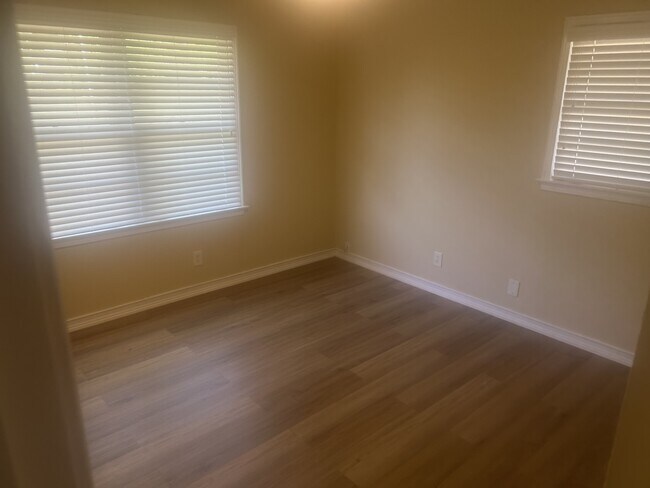 Building Photo - 2651 Clement Curve