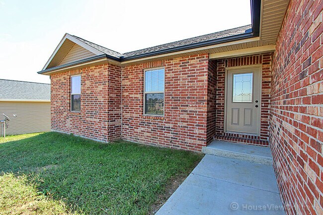 Building Photo - Home in Jackson Ridge Subdivision
