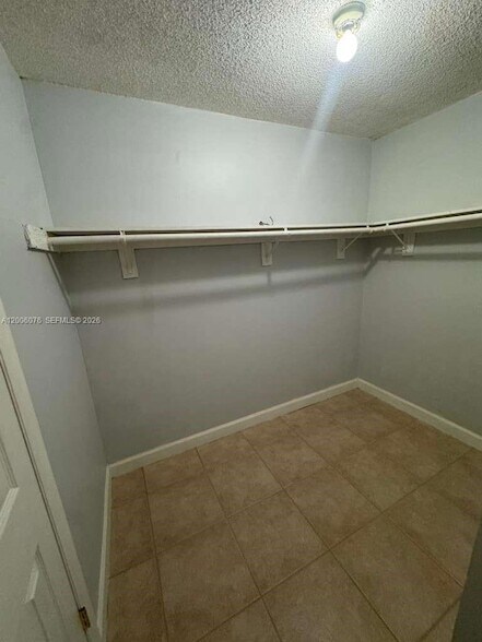 Building Photo - 8500 SW 109th Ave