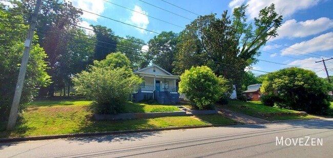 Building Photo - 118 N Graham Ave