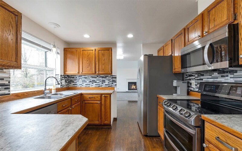 Building Photo - 27800 20th Pl S