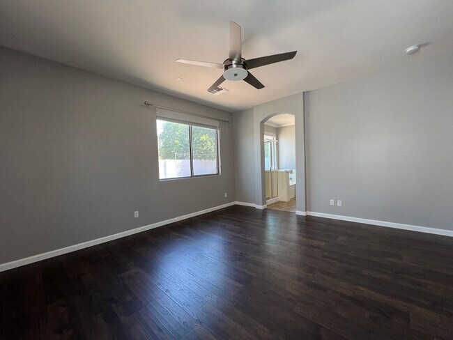 Building Photo - Gorgeous, upgraded home with a sparkling p...