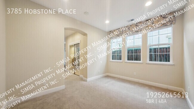 Building Photo - 3785 Hobstone Pl