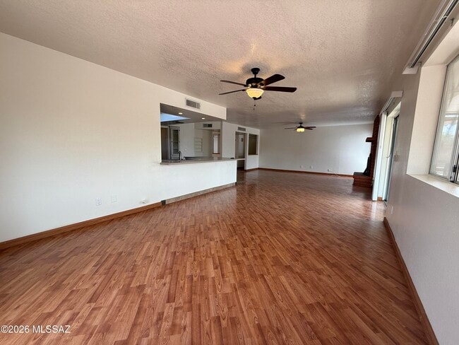 Building Photo - 625 N Brown Ave