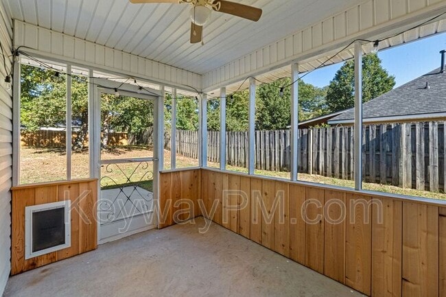 Building Photo - 281 Mill Branch Way