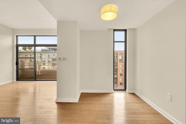 Building Photo - 475 K St NW