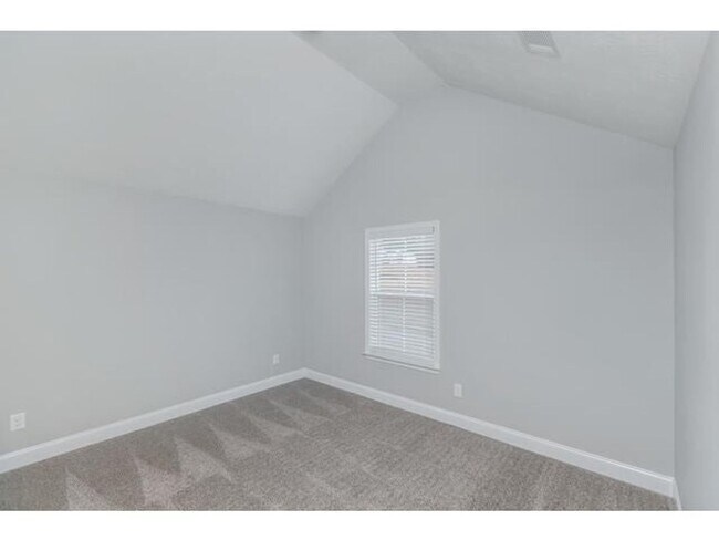 Building Photo - 210 Palisade Rdg