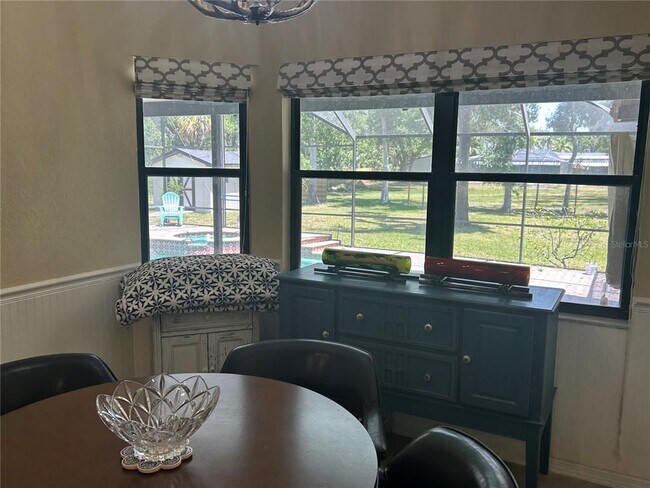 Building Photo - 9405 94th St N