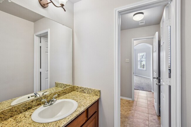 Building Photo - 28134 Kudzu Dr