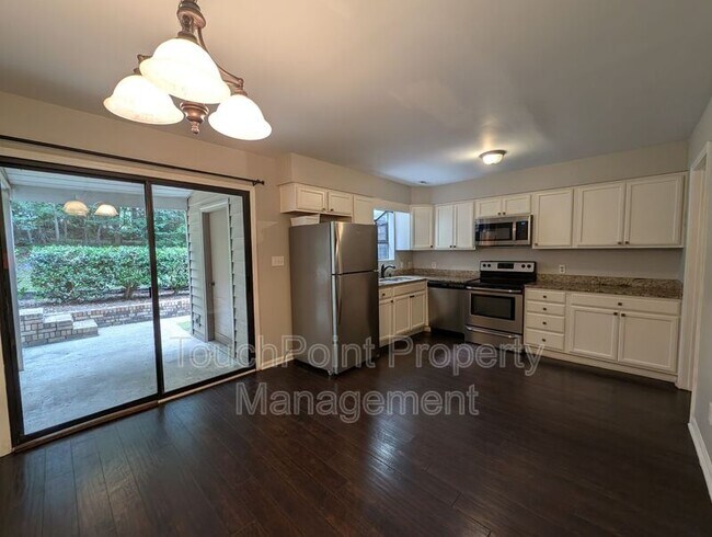 Building Photo - 9111 Sharonbrook Dr