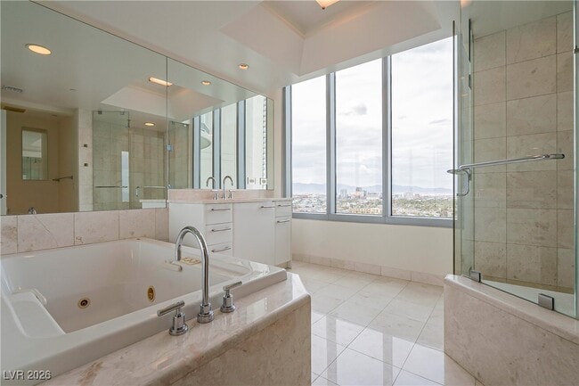 Building Photo - 222 Karen Ave