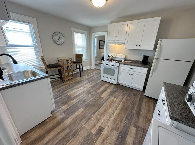 Building Photo - 664 Flatbush Ave