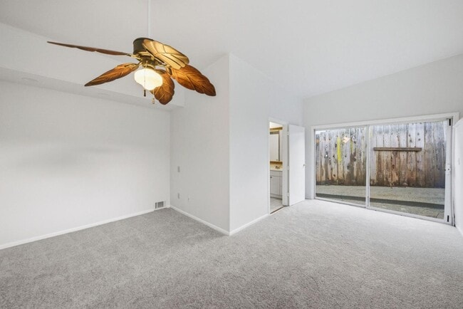 Building Photo - 2312 Wooster Ave