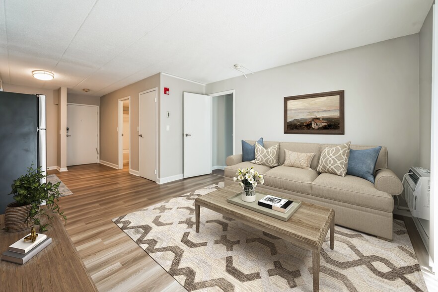 Primary Photo - Eagle Rock Apartments at MetroWest