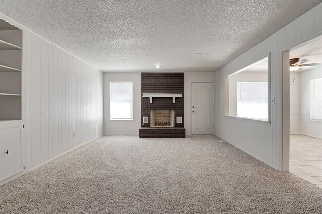 Building Photo - 524 Sherwood Ln