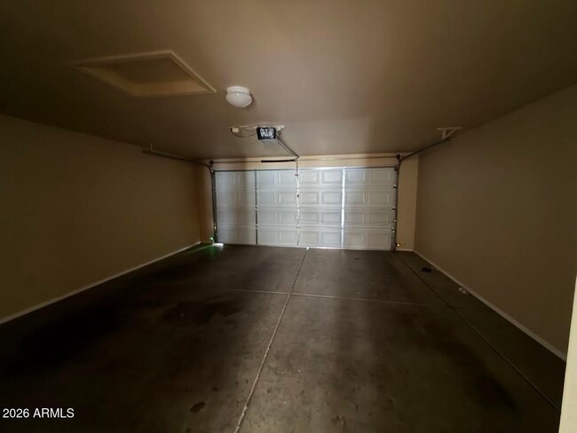 Building Photo - 12634 W Windrose Dr