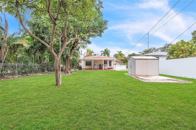 Building Photo - 51 SW 59th Ave