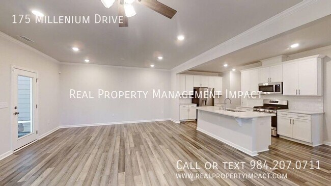 Building Photo - 175 Millennium Dr