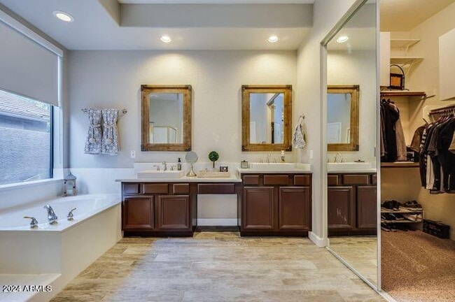 Building Photo - 26626 N 45th Pl