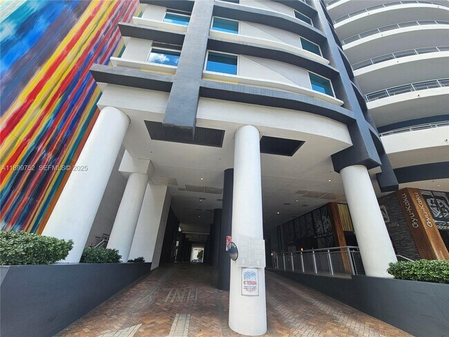 Building Photo - 60 SW 13th St