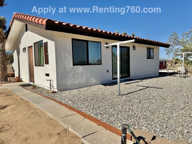 Building Photo - 2 Updated Homes on 1 Property!