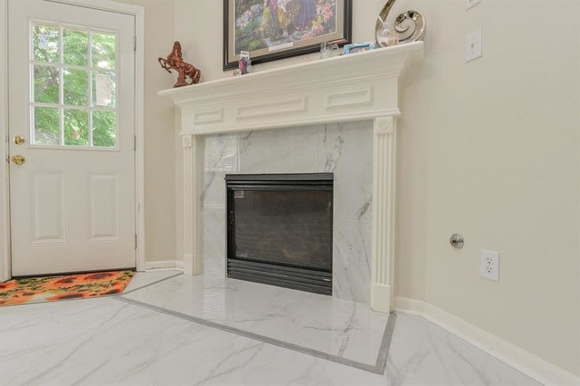 Building Photo - 12923 Briarpine Ct