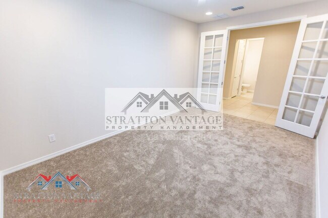 Building Photo - 17645 W Palo Verde Dr