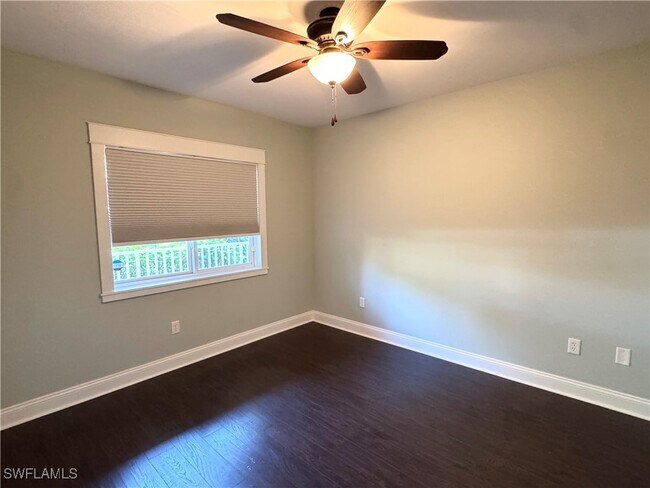 Building Photo - 10020 Maddox Ln