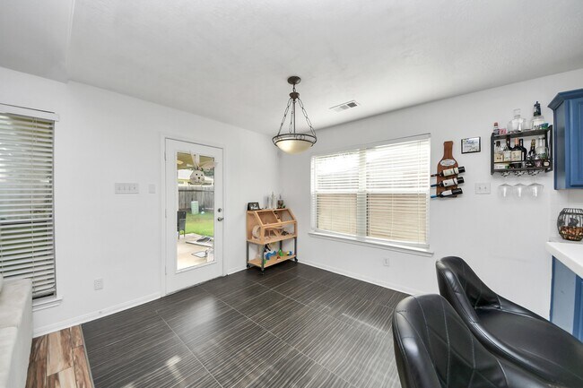 Building Photo - 18318 Farriswood Ct