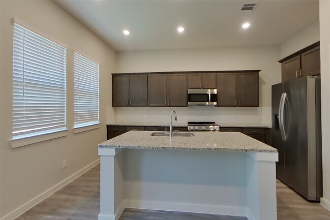 Building Photo - 22616 Terrazzo Dr