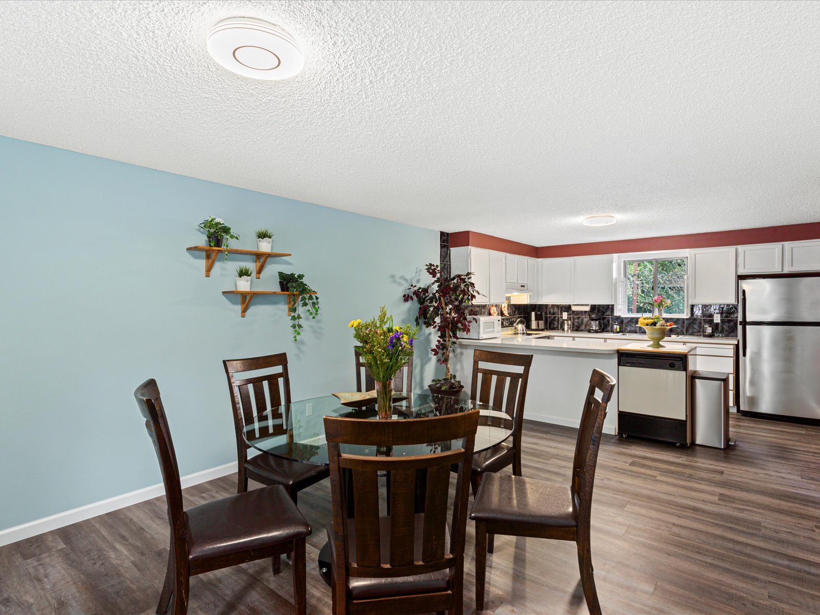 Building Photo - 16445 Ambaum Blvd S