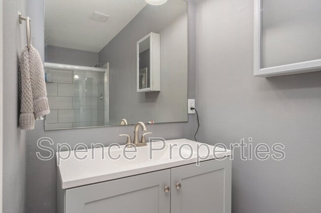 Building Photo - 113 Marimba St