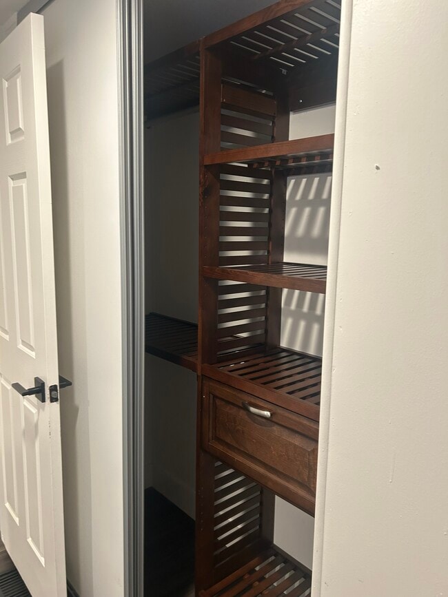 Building Photo - 2730 Larkspur St