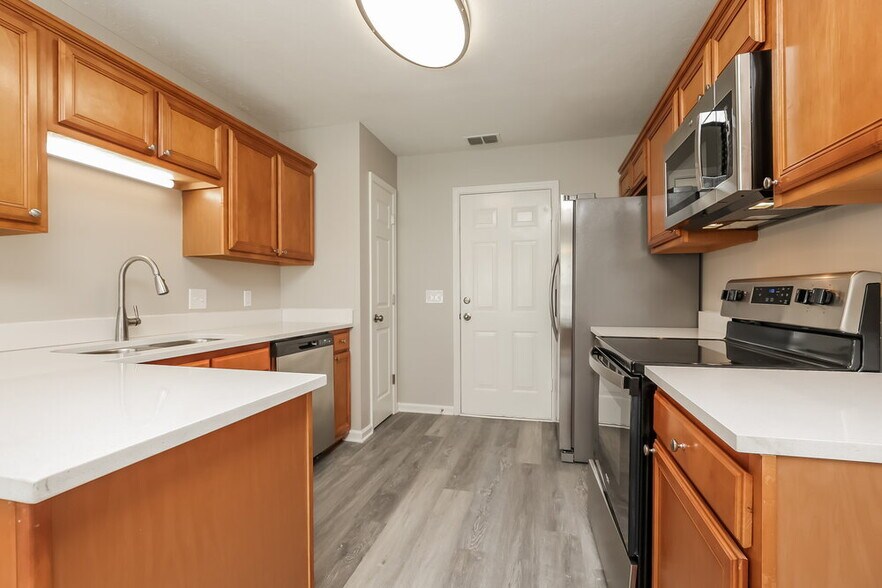Building Photo - 849 Lavergne Ln