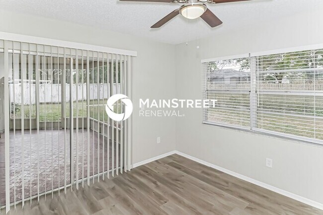Building Photo - 3 Bedroom Pet-Friendly Home in Lutz, FL wi...