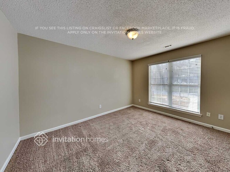 Building Photo - 3940 Cumberland Trail SE