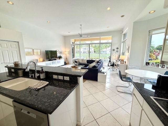 Building Photo - 2454 Bay Isle Ct