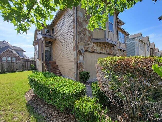 Building Photo - NEW 3 BEDROOM 2.5 BATH 2 CAR GARAGE HOME I...