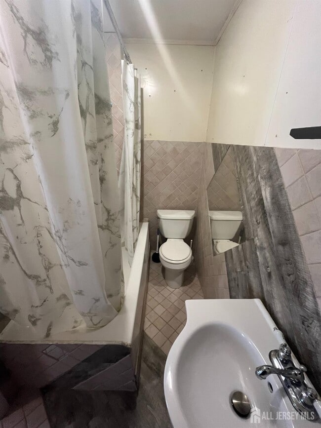 Building Photo - 1604 NJ-27