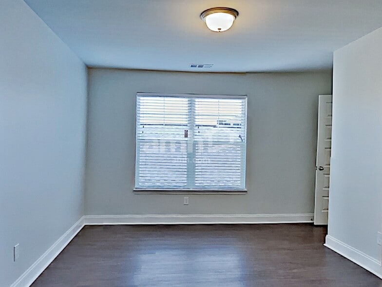 Building Photo - 5232 Tupelo St