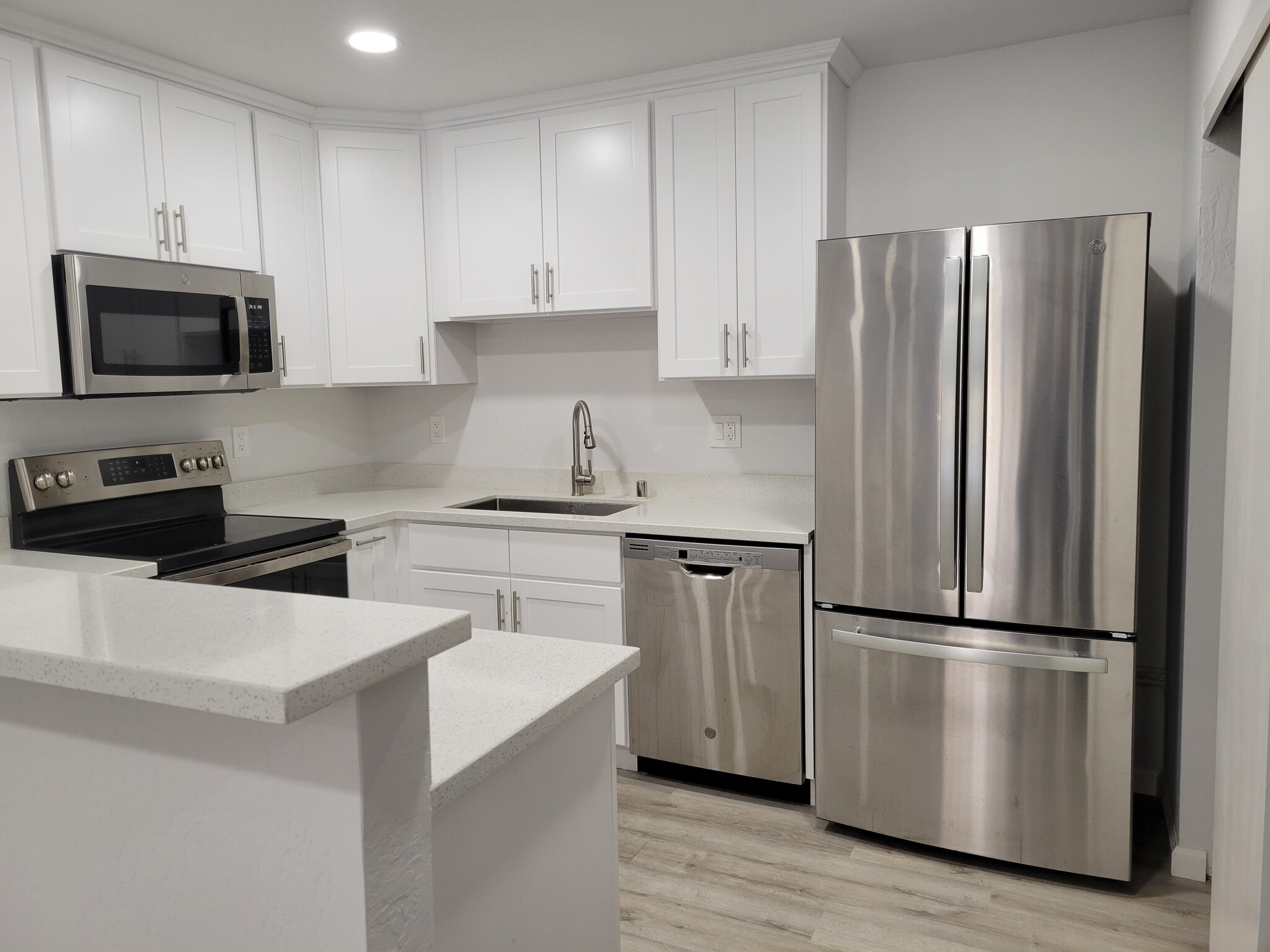 Kitchen - 125 Connemara Way