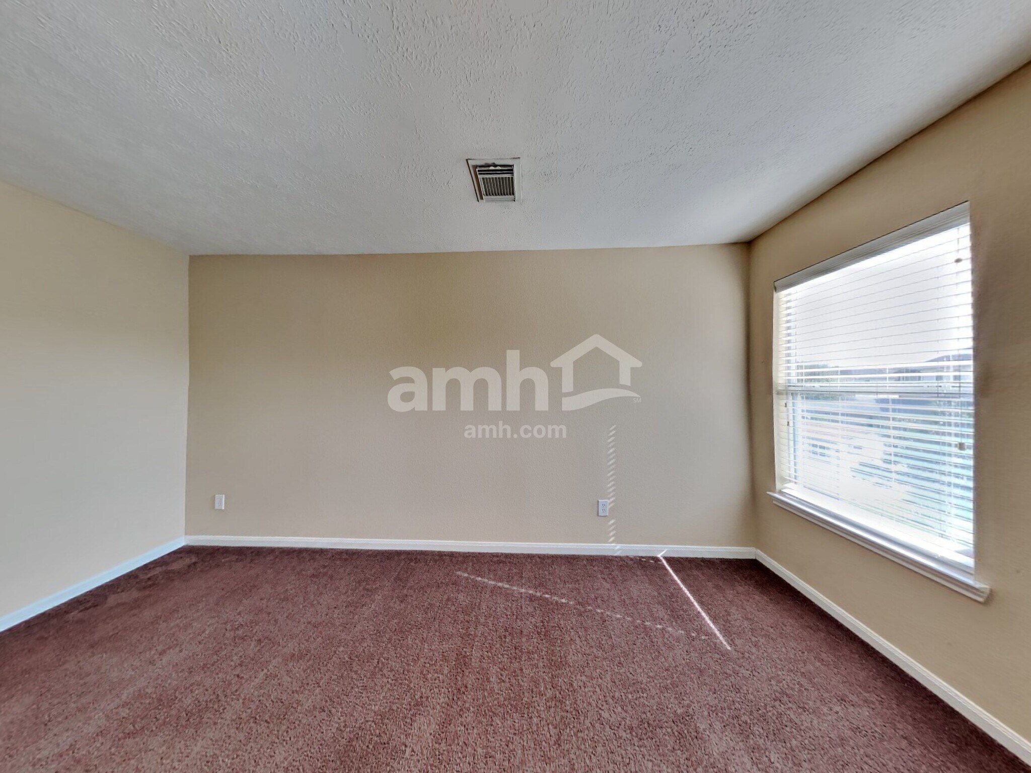 Building Photo - 18107 Shallow Leaf Ln