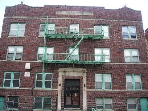 Primary Photo - 336-338 Clinton Pl