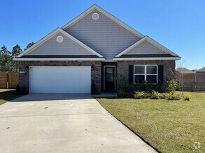 Building Photo - Beautiful 4-Bedroom, 2-Bath Home in Ocean ...