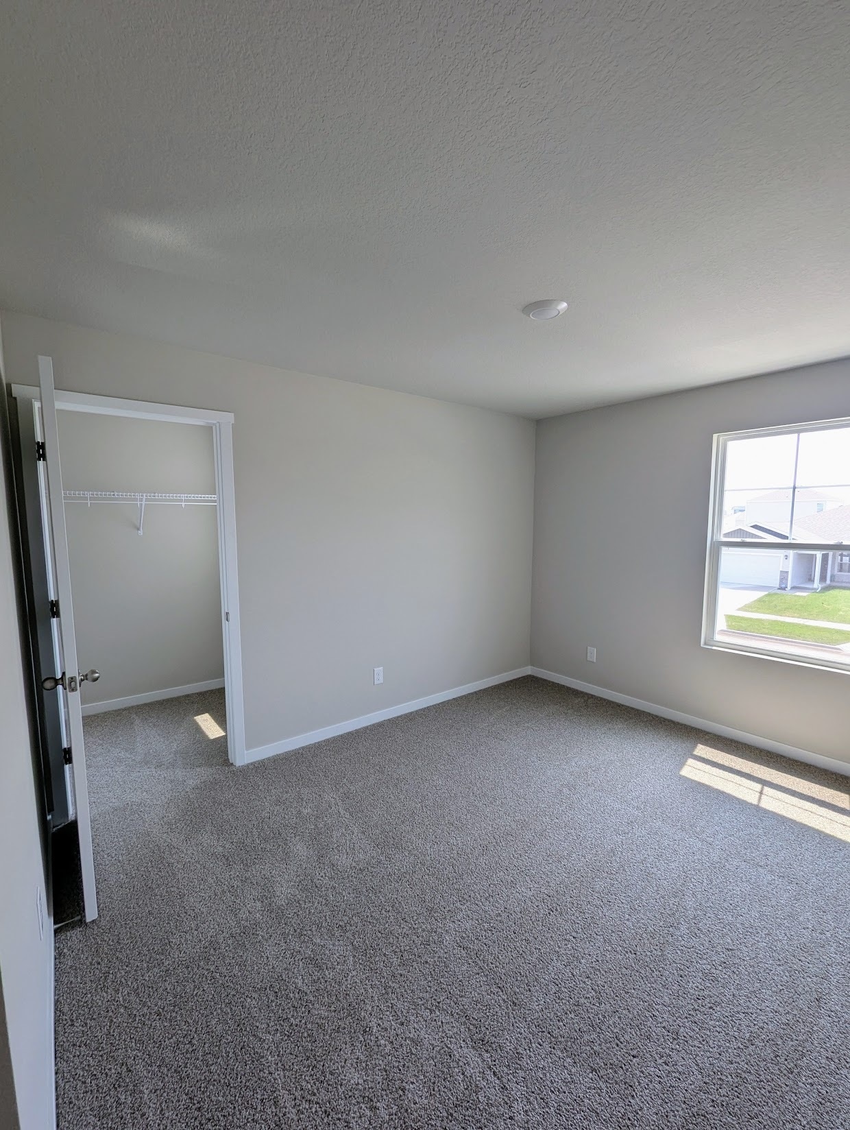 Bedroom 2 with Walk in Closet - 4306 NE 13th St
